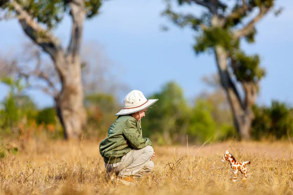 Little girl on safari — Stock Photo, Image