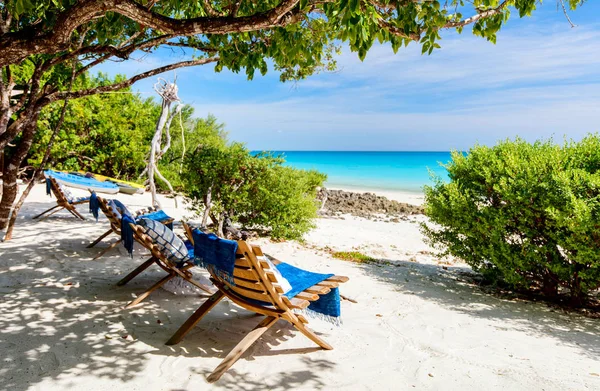 Idyllischer strand in afrika — Stockfoto