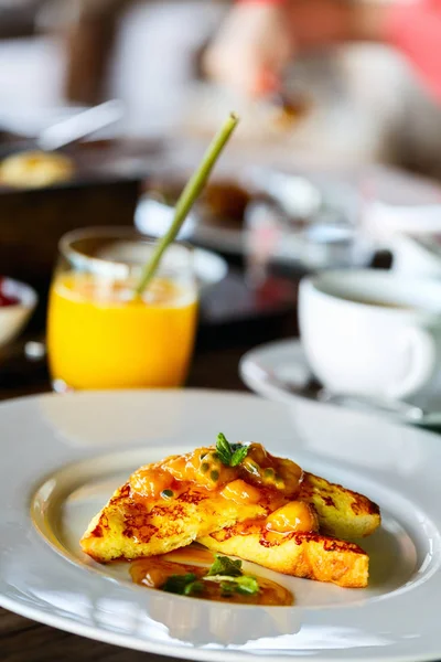 Panqueques de plátano desayuno —  Fotos de Stock