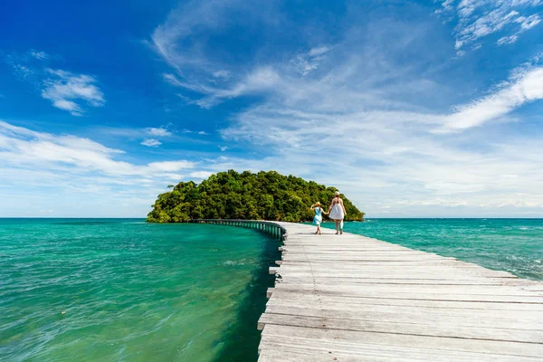 Isla tropical en Camboya —  Fotos de Stock