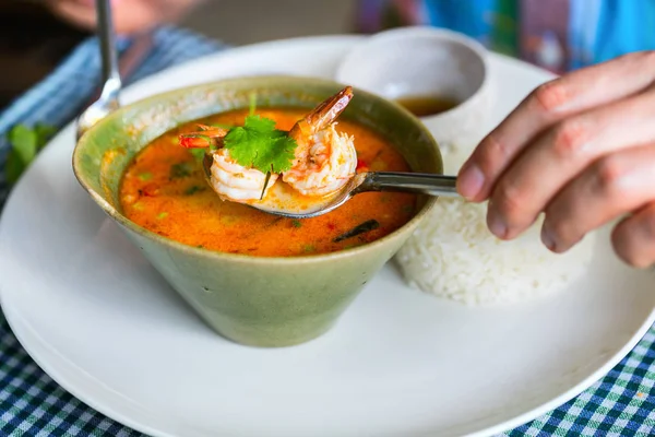 Asya Tom Yum çorbası — Stok fotoğraf