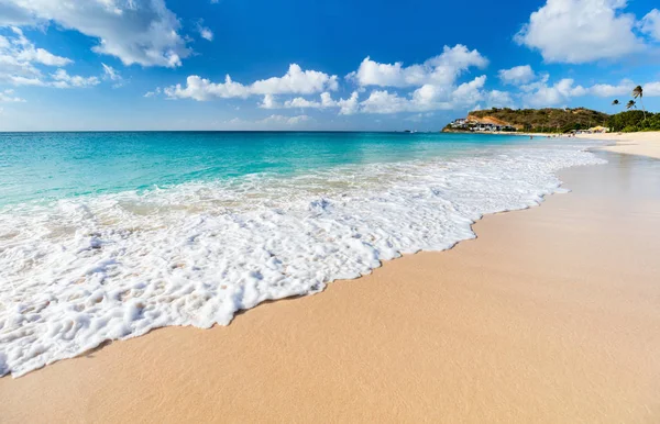 Spiaggia idilliaca ai Caraibi — Foto Stock