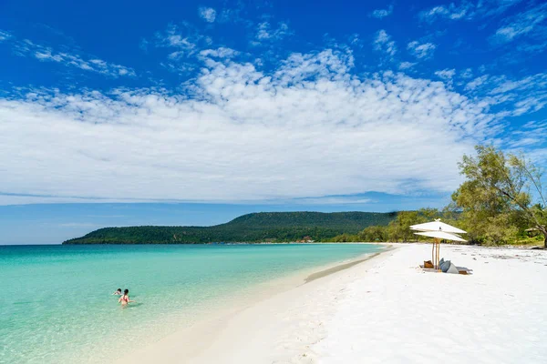 Paisaje de hermosa playa — Foto de Stock