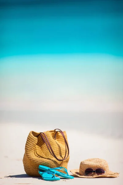 Pláž dovolená essentials — Stock fotografie