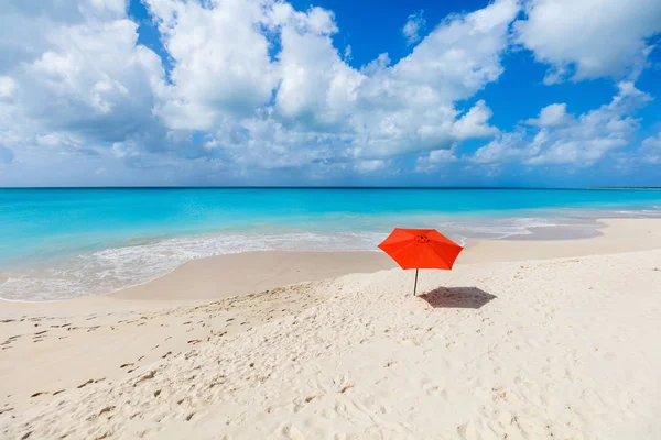 Malowniczej plaży w Caribbean — Zdjęcie stockowe