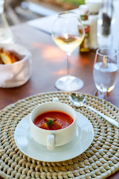 맛 있는 토마토 수프 — 스톡 사진