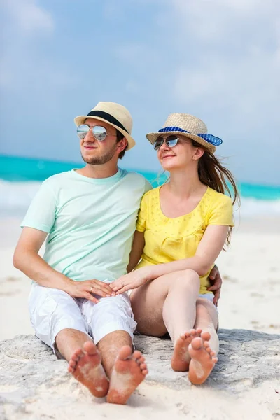 Portrait d'un couple à la plage — Photo