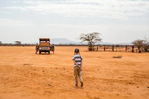 Ragazzina in Africa — Foto Stock