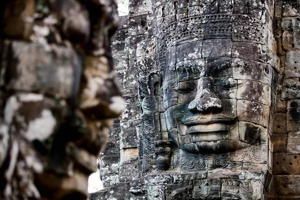 Όψεις αρχαίου ναού Bayon — Φωτογραφία Αρχείου