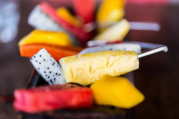 Deliciosas frutas para el desayuno —  Fotos de Stock