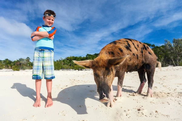Boy on Exuma vacation — Stock Photo, Image