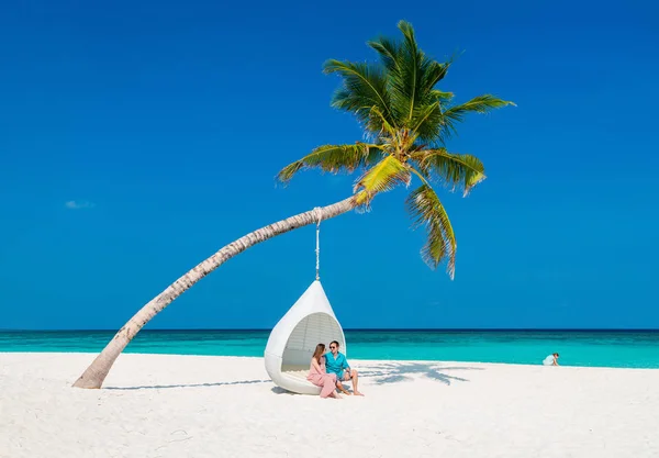 Happy Beautiful Family Tropical Beach Vacation — Stock Photo, Image