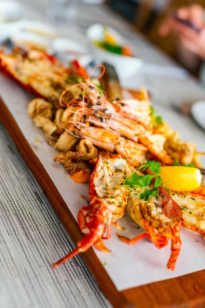 Close Delicious Grilled Seafood Platter — Stock Photo, Image