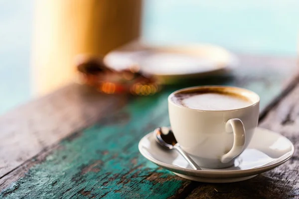 Verse Koffie Geserveerd Voor Het Ontbijt — Stockfoto
