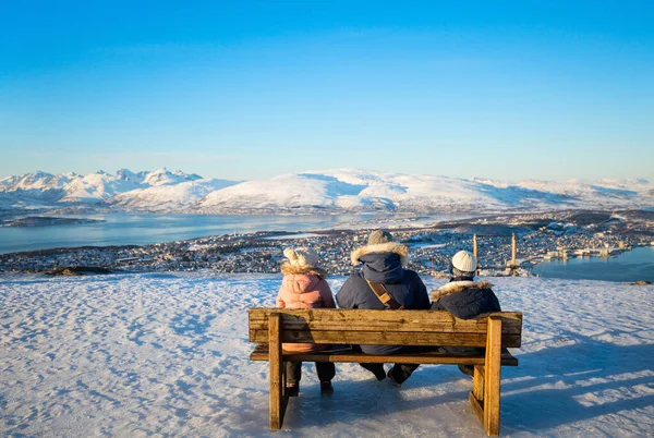 Back View Beautiful Family Dad Kids Have Pleasant Time Snowy — Stock Photo, Image