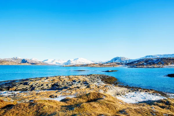 Зимовий Пейзаж Дивовижних Фіордів Морських Ландшафтів Північної Норвегії — стокове фото