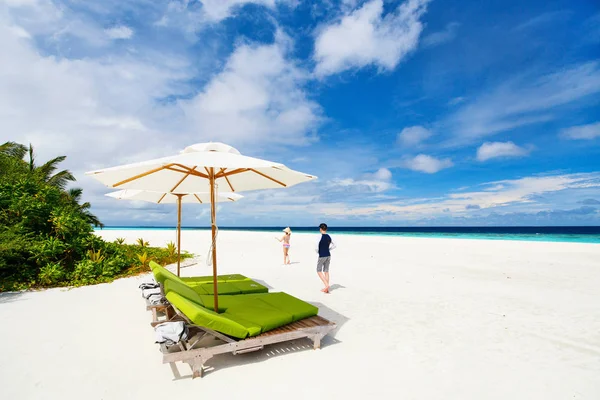 Enfants Frère Sœur Plage Tropicale Pendant Les Vacances Été — Photo