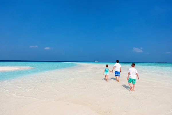 Padre Figli Che Godono Vacanze Estive Mare Sull Isola Tropicale — Foto Stock