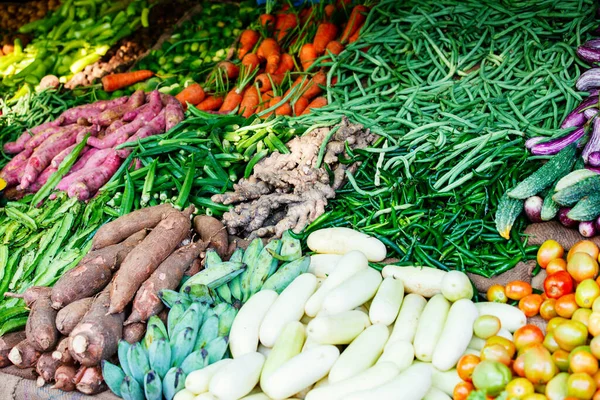 Fresh Organic Vegetables Outdoor Market — Stock Photo, Image