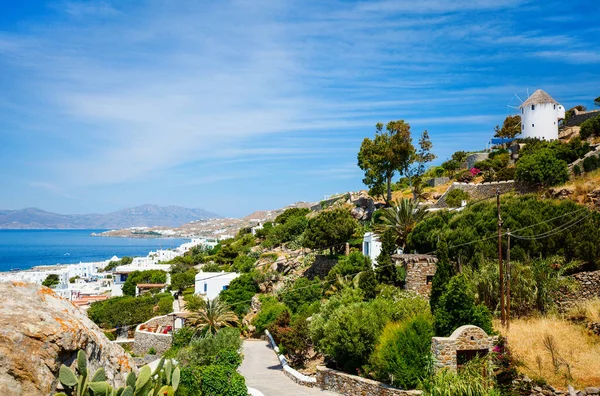 Mikonos Adası Yunanistan Avrupa Beyaz Evleri Olan Geleneksel Yunan Köyünün — Stok fotoğraf