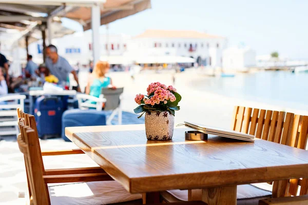 Authentiek Restaurant Aan Zee Prachtig Eiland Griekenland — Stockfoto