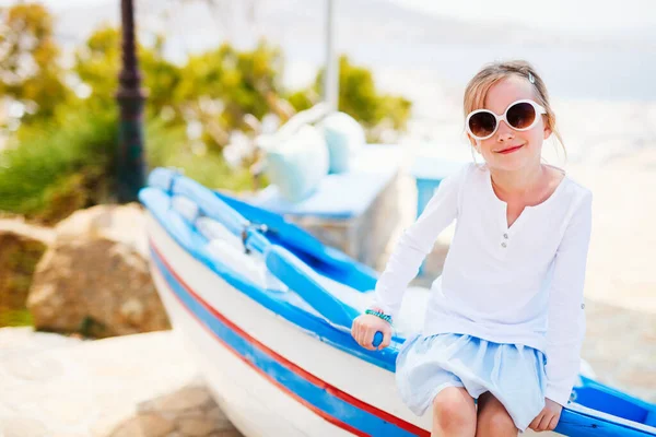 Portrait Décontracté Petite Fille Extérieur Jour Été — Photo