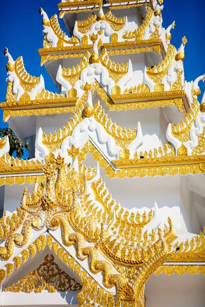 Detalhes Belo Templo Buda Mahamuni Branco Dourado Mandalay Myanmar — Fotografia de Stock