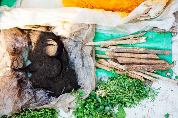 Close Van Verse Biologische Kruiden Specerijen Buitenmarkt — Stockfoto