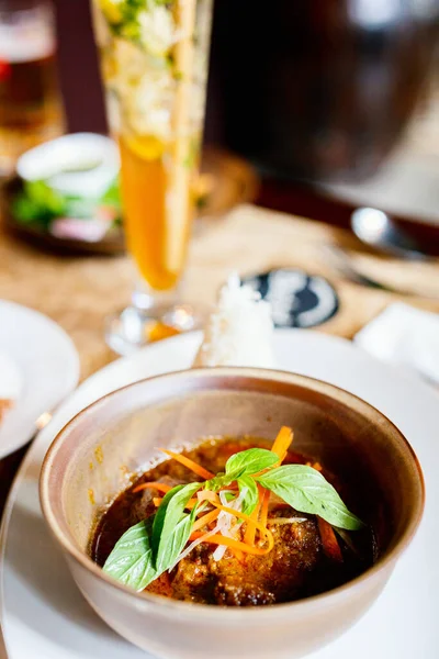 Ποικιλία Από Παραδοσιακές Βιρμανίας Dishrs Σερβίρονται Για Μεσημεριανό Γεύμα — Φωτογραφία Αρχείου