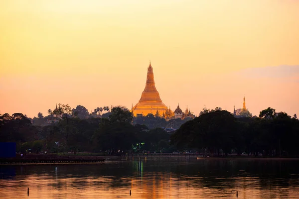 View Shwedagon Pagoda Yangon Myanmar Sunset — Stock Photo, Image