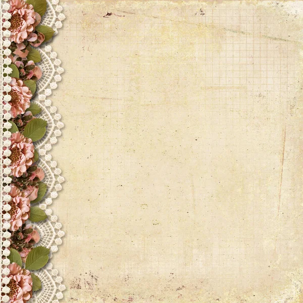 Вінтажний фон з бордюром з квітів і мережива — стокове фото
