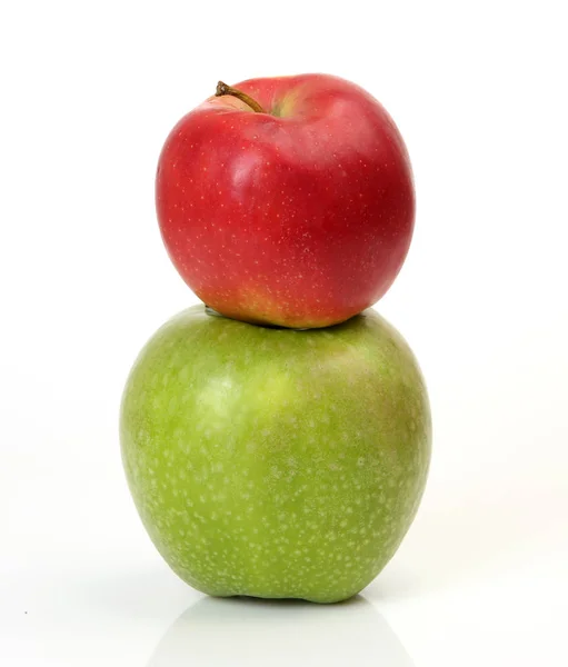 Ripe apples for dietary nutrition — Stock Photo, Image