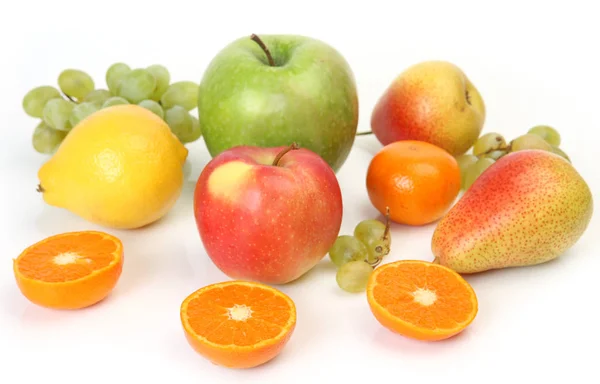 Dojrzałe owoce na diecie — Zdjęcie stockowe