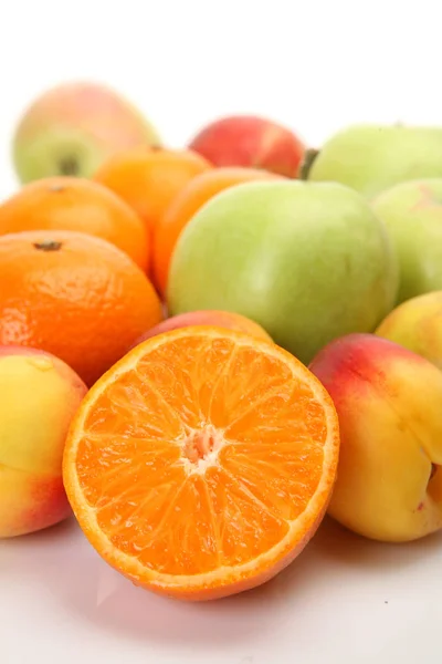 Bayas Frutas Sobre Fondo Blanco — Foto de Stock