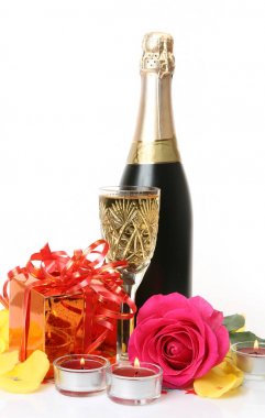 Şampanya ve pembe Gül