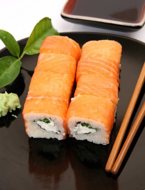 suşi pirinç ve balık