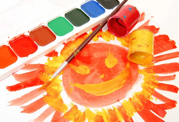 Renk Boyalar Çizim Için Bir Fırça — Stok fotoğraf