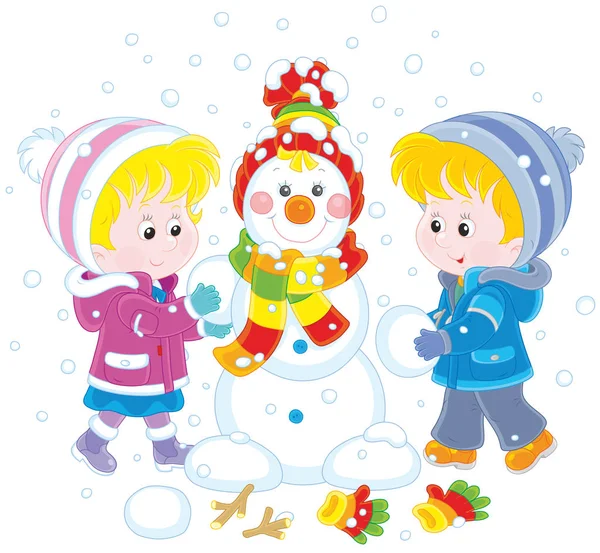 Παιδιά κάνουν μια χιονάνθρωπος Χριστούγεννα — Διανυσματικό Αρχείο