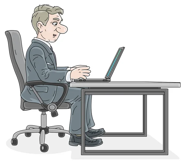 Udany Biznesmen Szarym Garniturze Siedzący Fotelu Biurowym Przy Biurku Profilem — Wektor stockowy