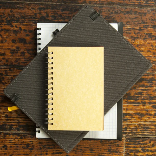 Drie verschillende notebooks — Stockfoto