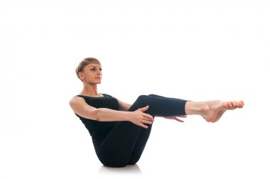 Kadın Yoga poz izole üzerinde beyaz arka plan