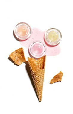 Gözleme koni kuru parfüm