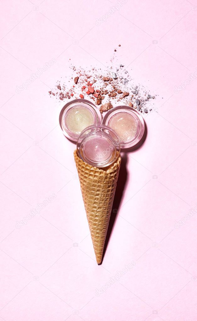 Dry perfume in waffle cone