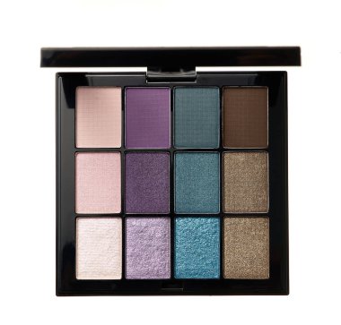 Göz farı tonlarının çok renkli paleti beyaz arkaplanda izole edildi.