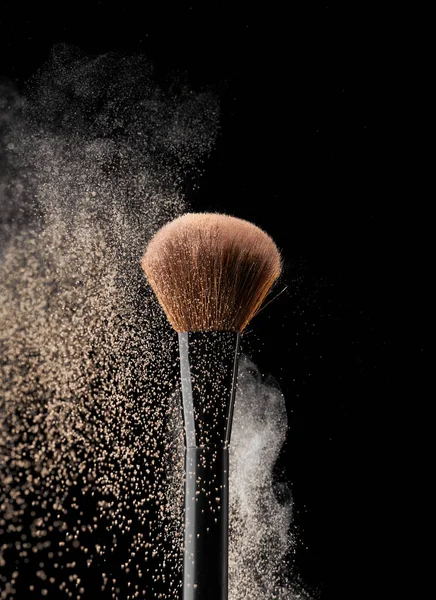 Natural Bristle Makeup Brushes Splash Makeup Powder Black Background — Stock Photo, Image