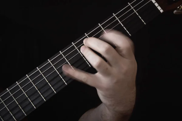 Gitarist el oynamaya — Stok fotoğraf