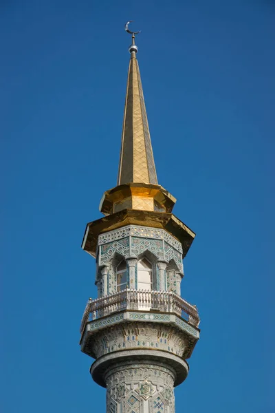 Detail of muslim mosque in Surgut, Russia. — Stock Photo, Image