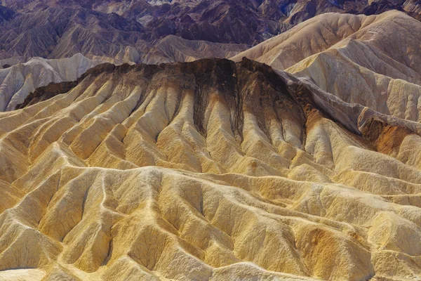 Zabriskie point cracked landscape view — Stock Photo, Image