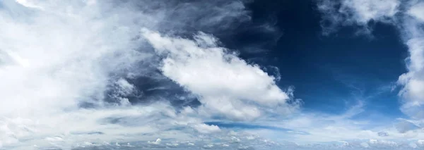 Cloudy sky panorama — Stock Photo, Image