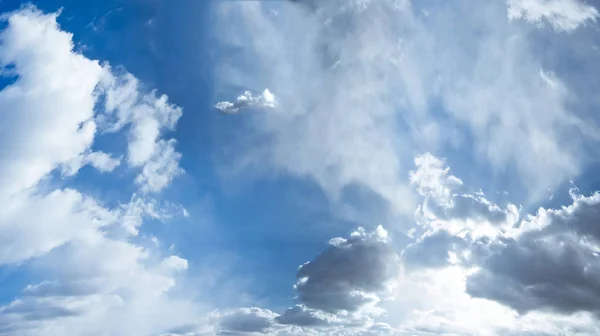 Sky and clouds summer nature — Stock Photo, Image